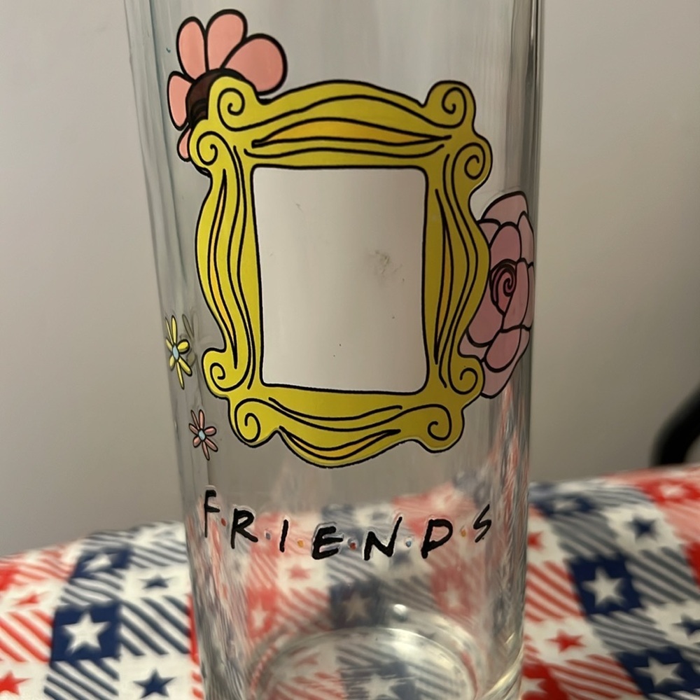 Friends glass - Picture 2 of 3